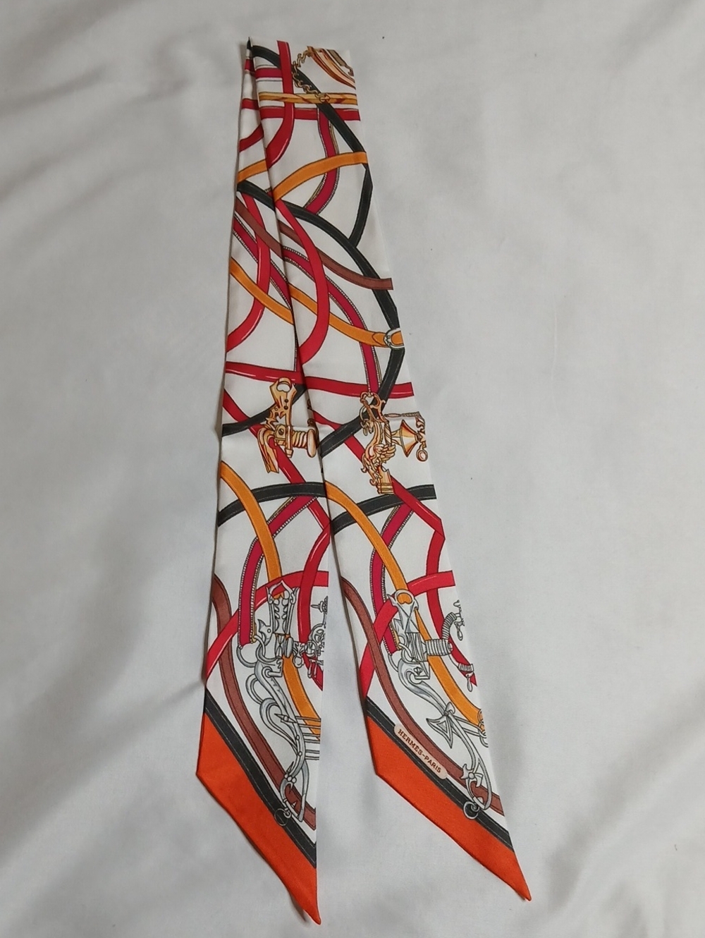 Hermés "Harnais Légendaire" Silk Twilly Scarf